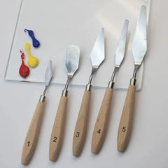 Vneeds 5-piece flexible stainless steel palette knife set with assorted blade shapes for acrylic painting, oil painting, texture art, and sculpting on a white background.