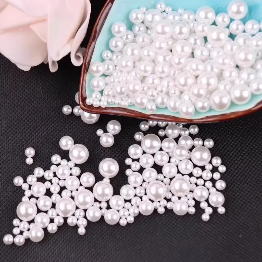 Round no-hole ABS imitation pearl beads in a 40g pack for DIY jewelry, resin art, and scrapbooking