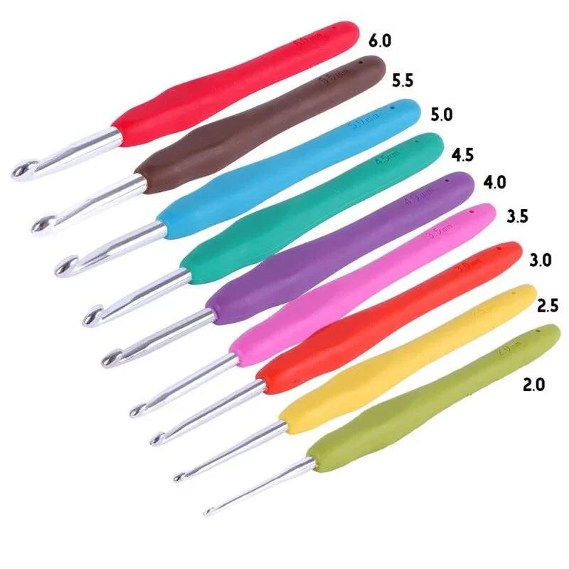 11pcs ergonomic soft rubber grip aluminum crochet hook set for knitting and crochet crafts