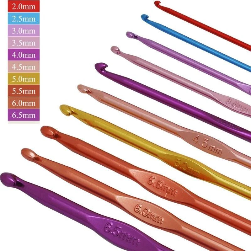 22 Piece Crochet Set with Hooks and Accessories